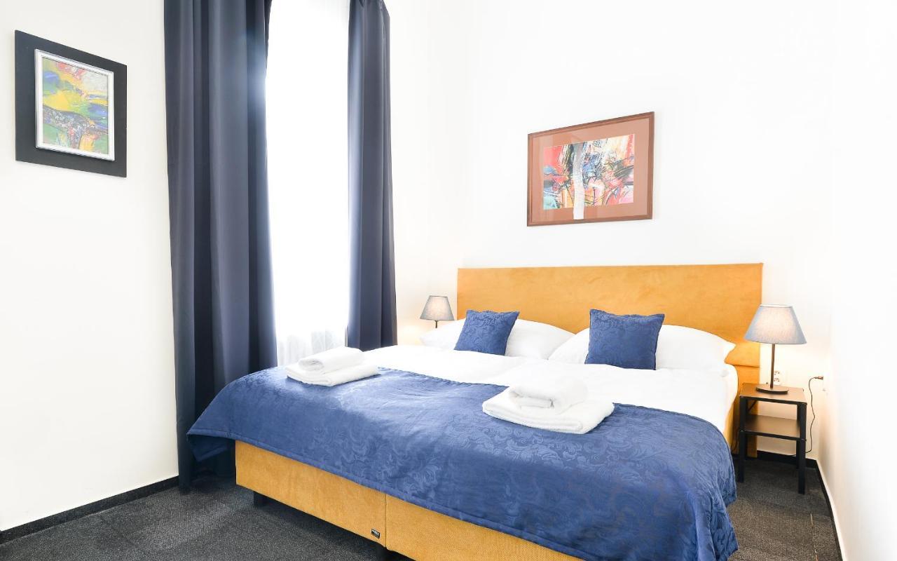 Bluebell Hotel Bratislava Luaran gambar